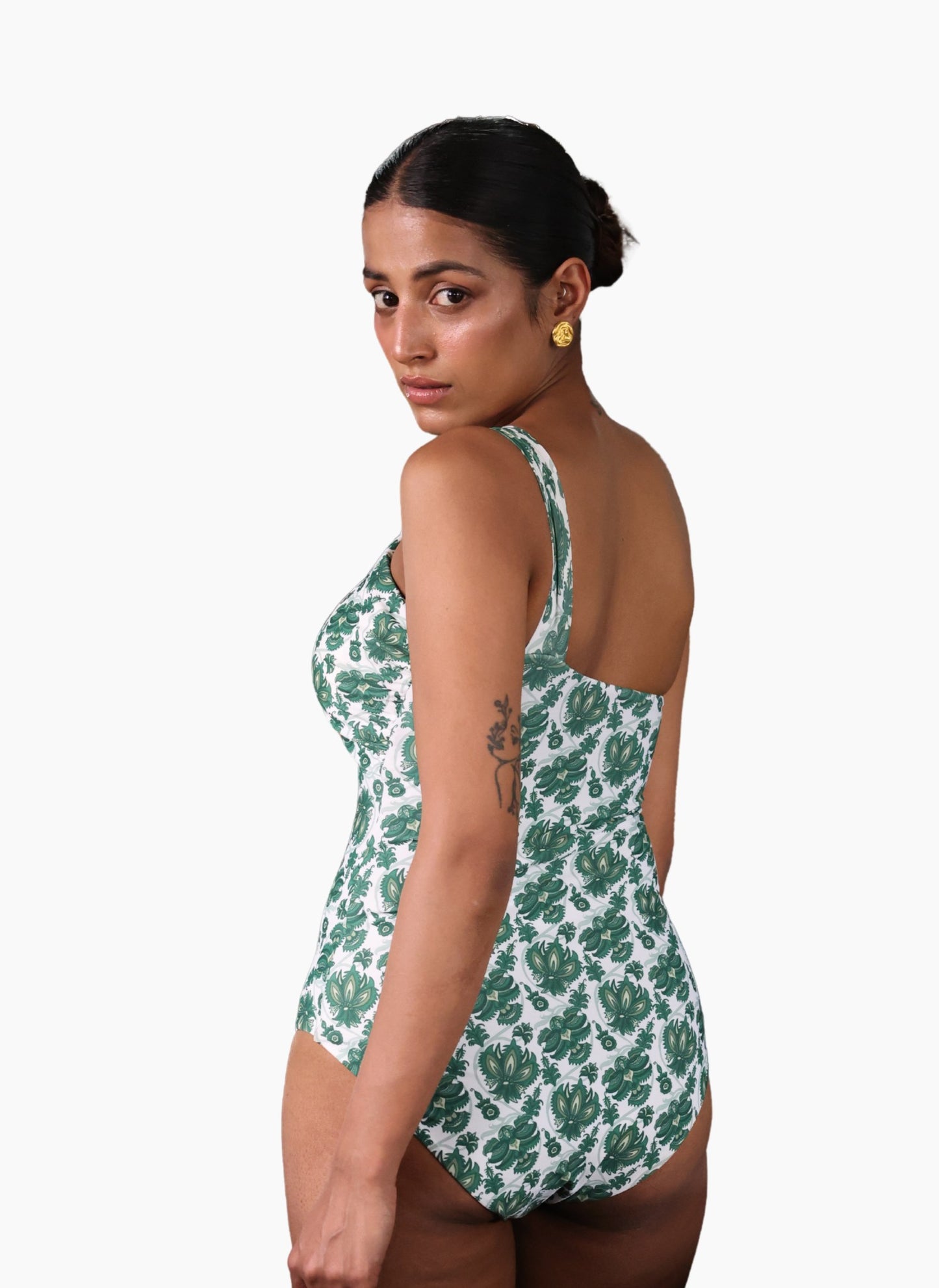 Nova One Piece